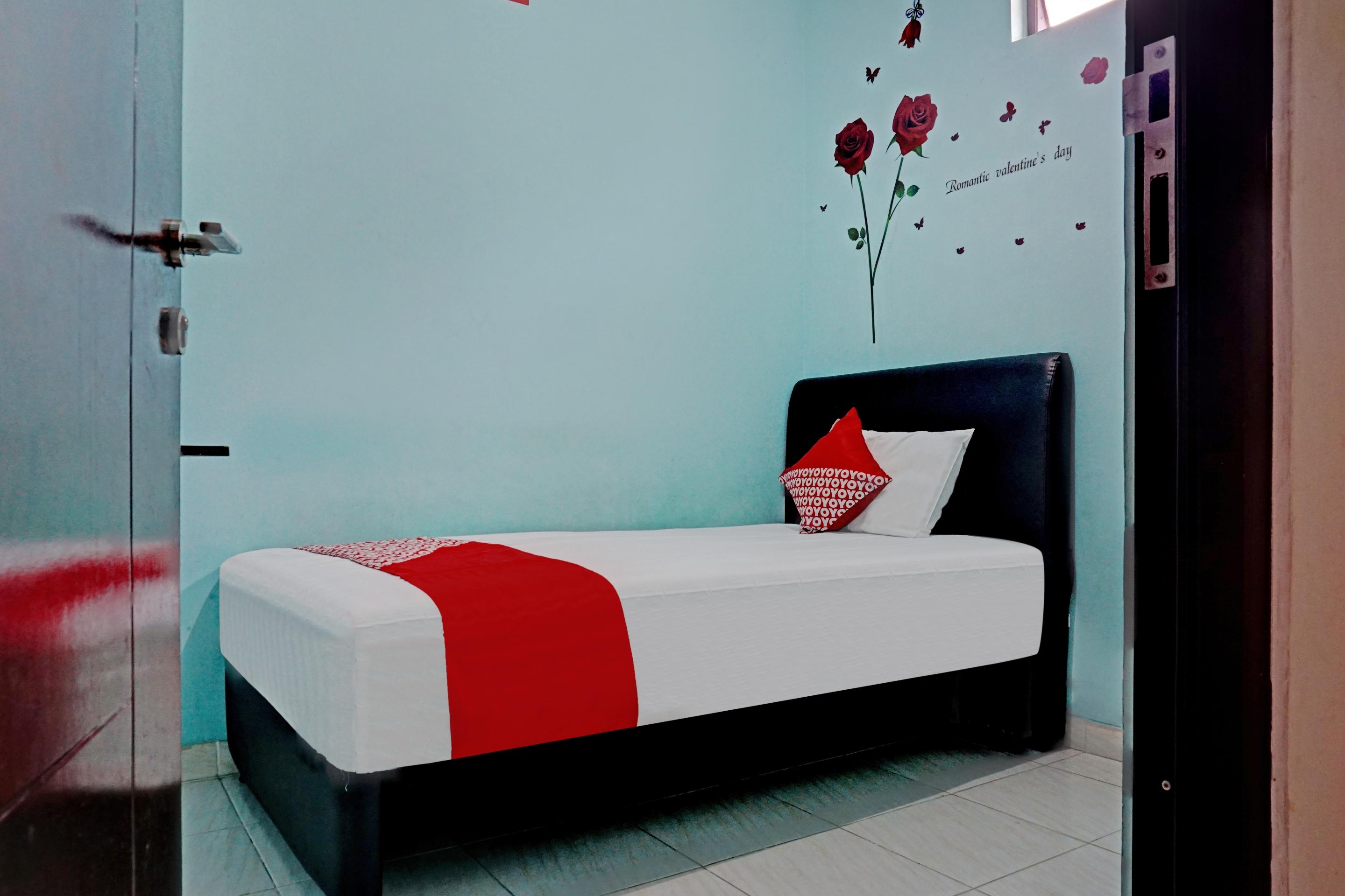 Oyo 90489 Kejora Homestay 자카르타 외부 사진
