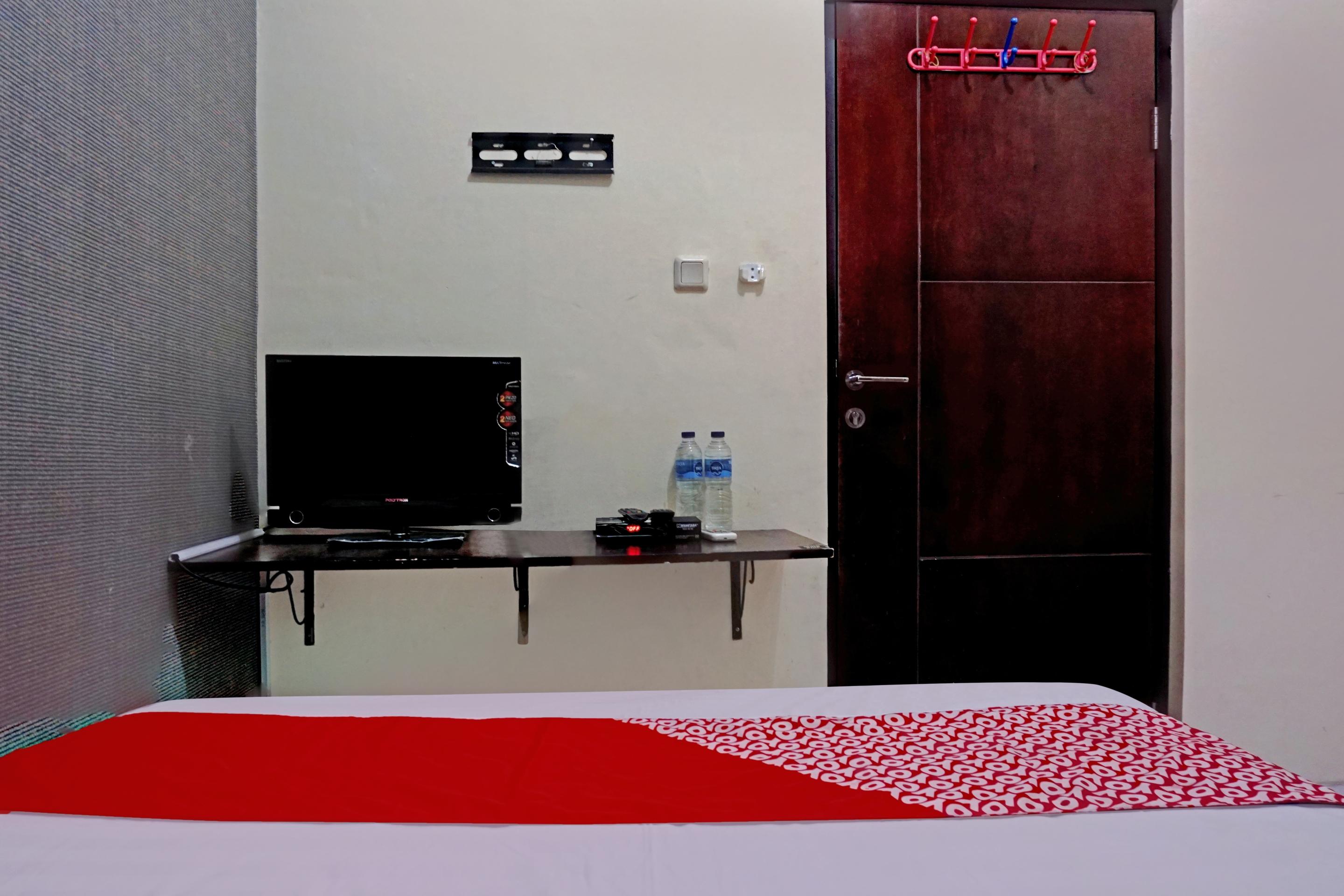 Oyo 90489 Kejora Homestay 자카르타 외부 사진