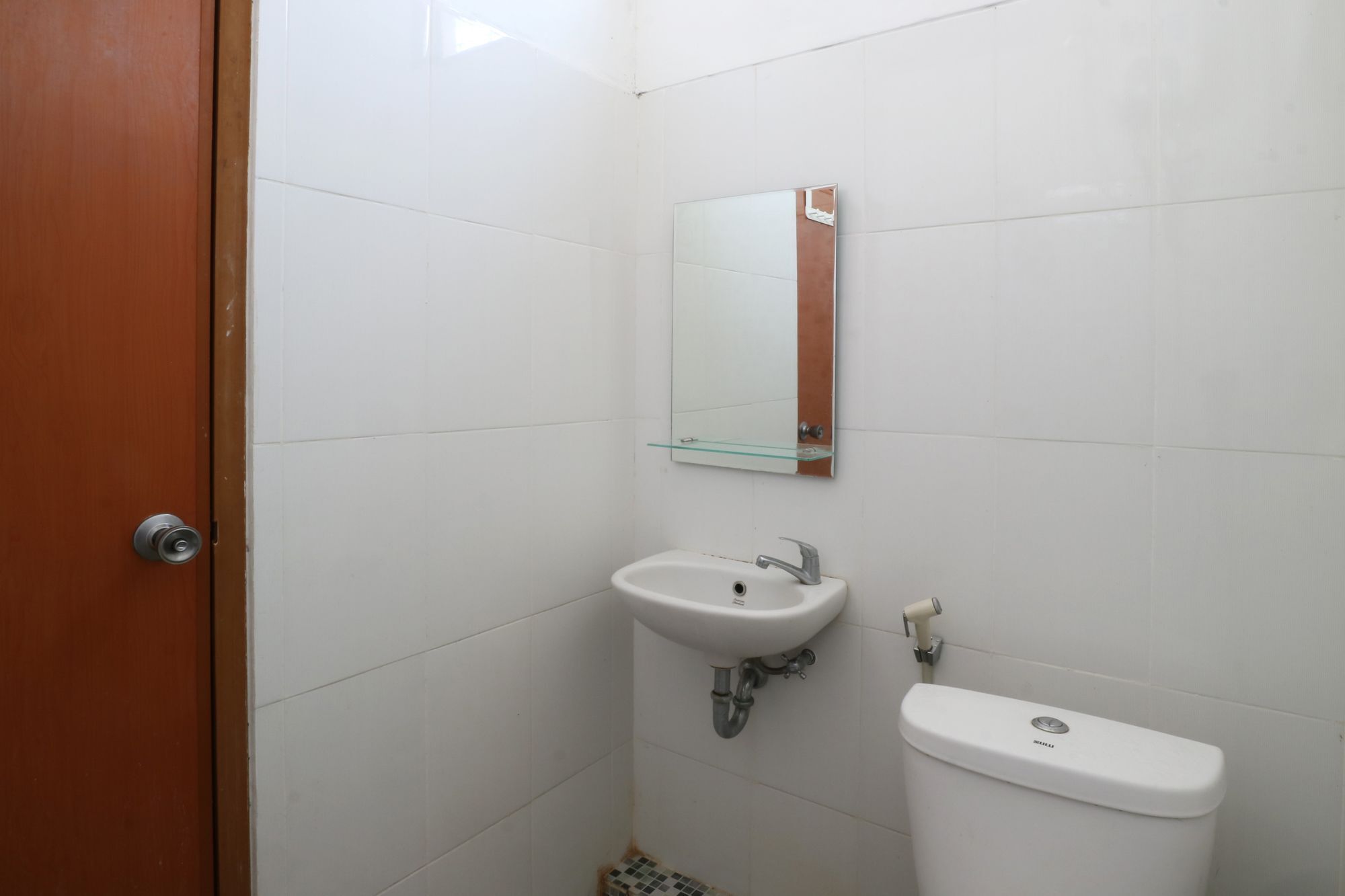 Oyo 90489 Kejora Homestay 자카르타 외부 사진
