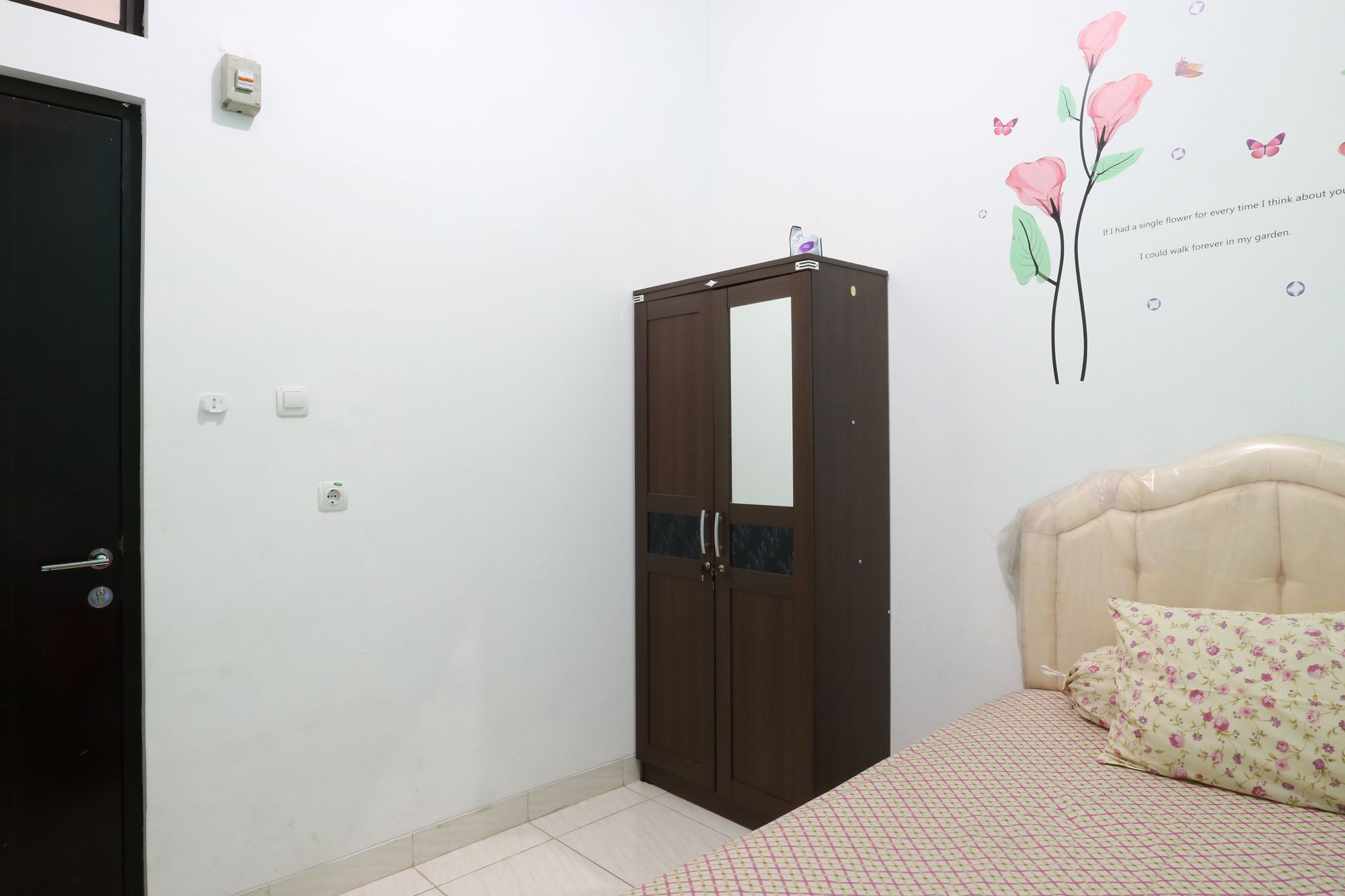 Oyo 90489 Kejora Homestay 자카르타 외부 사진